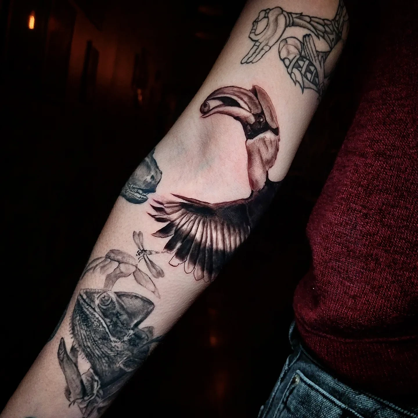 B&G illustrative raven/condor on arm with dragonfly + warrior figure (early sleeve)