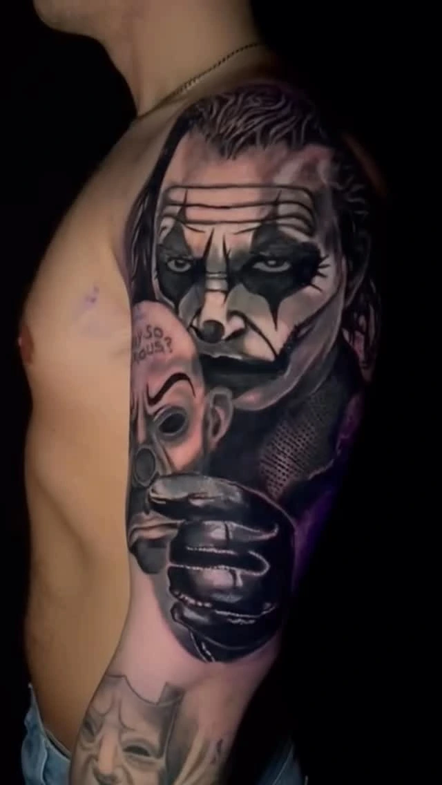 Joker (Heath Ledger) portrait with mask half-sleeve