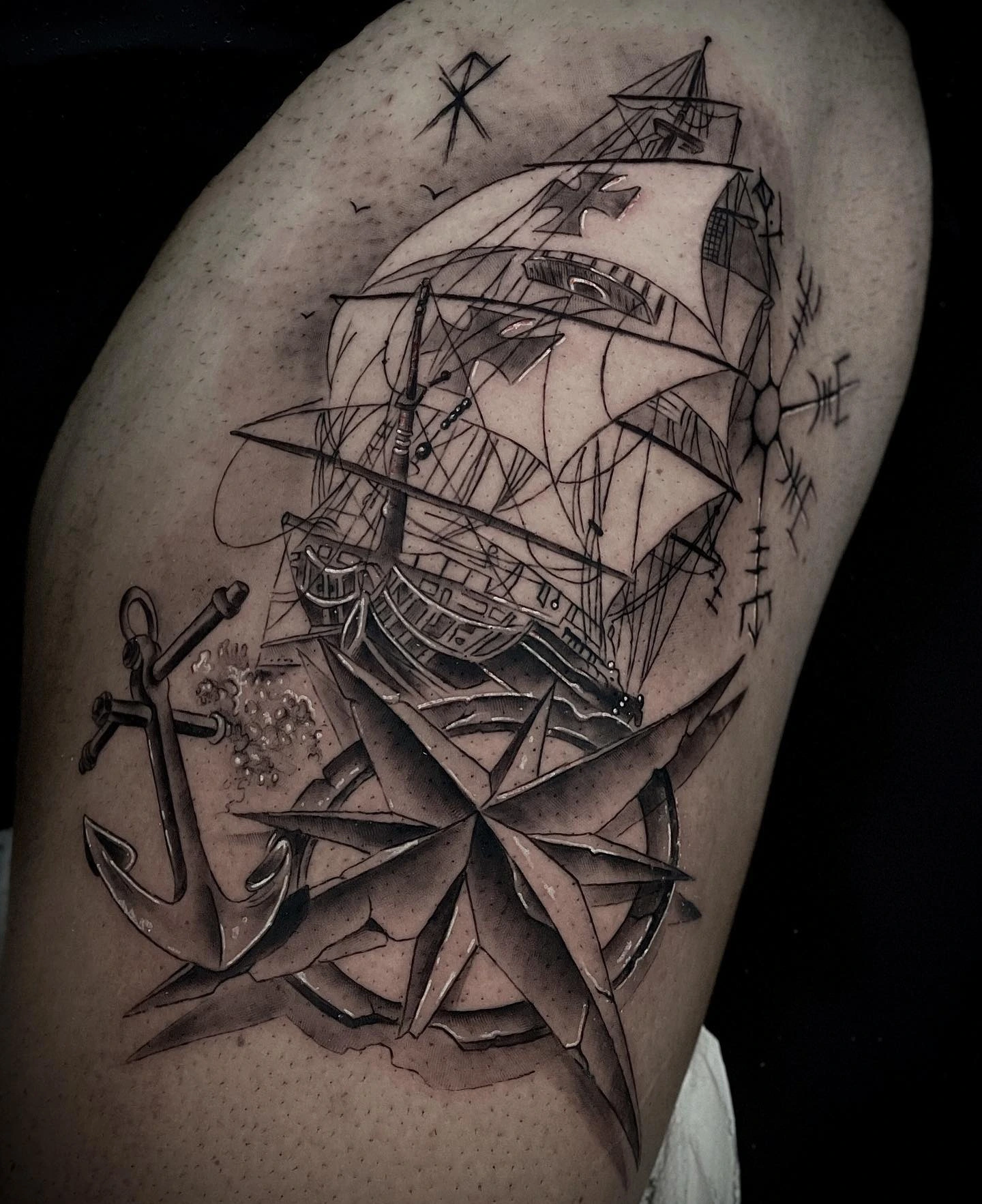 galleon ship with sails + anchor + compass rose / wind rose