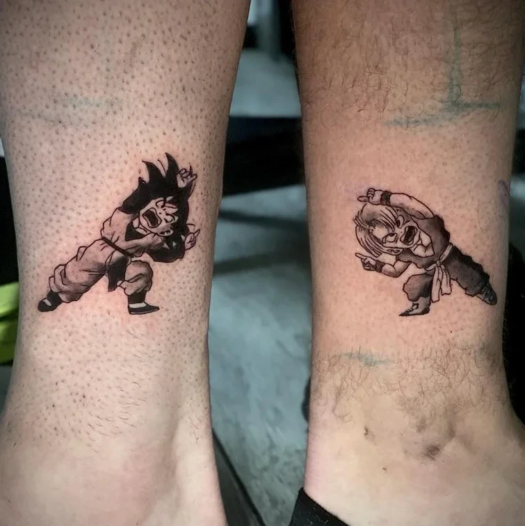 Goku and Trunks Dragon Ball small character pieces on twin ankles